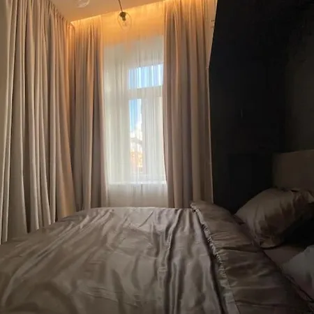 Jaukus Butas Vilniaus Senamiestyje Апартаменти